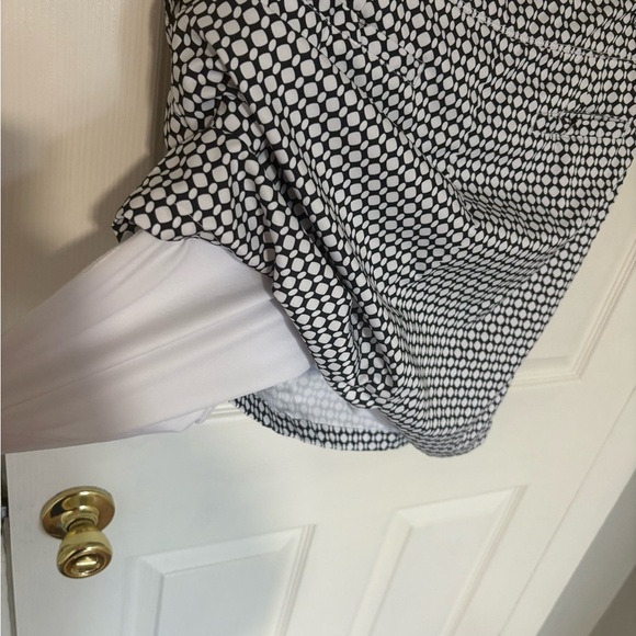 Tail Activewear Printed Golf & Pickleball Skort | Athletic Stretch | Size 6 - Picture 9 of 11